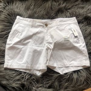 🆕 Old Navy White Shorts
